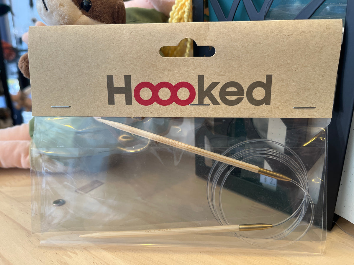 Circular knitting needles